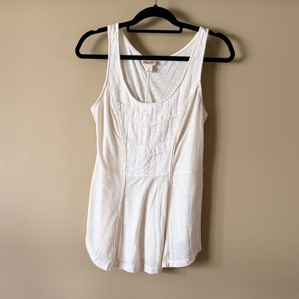 Mossimo Supply Co. Cream Lace-Front Tank Top